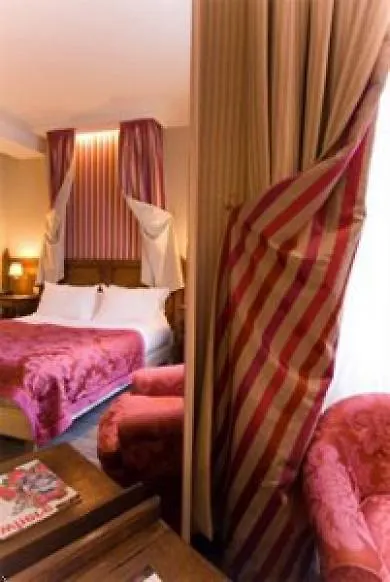 Au Manoir Saint Germain Hotell Paris 4*,